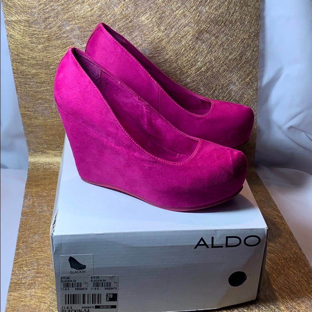 Aldo Wedges